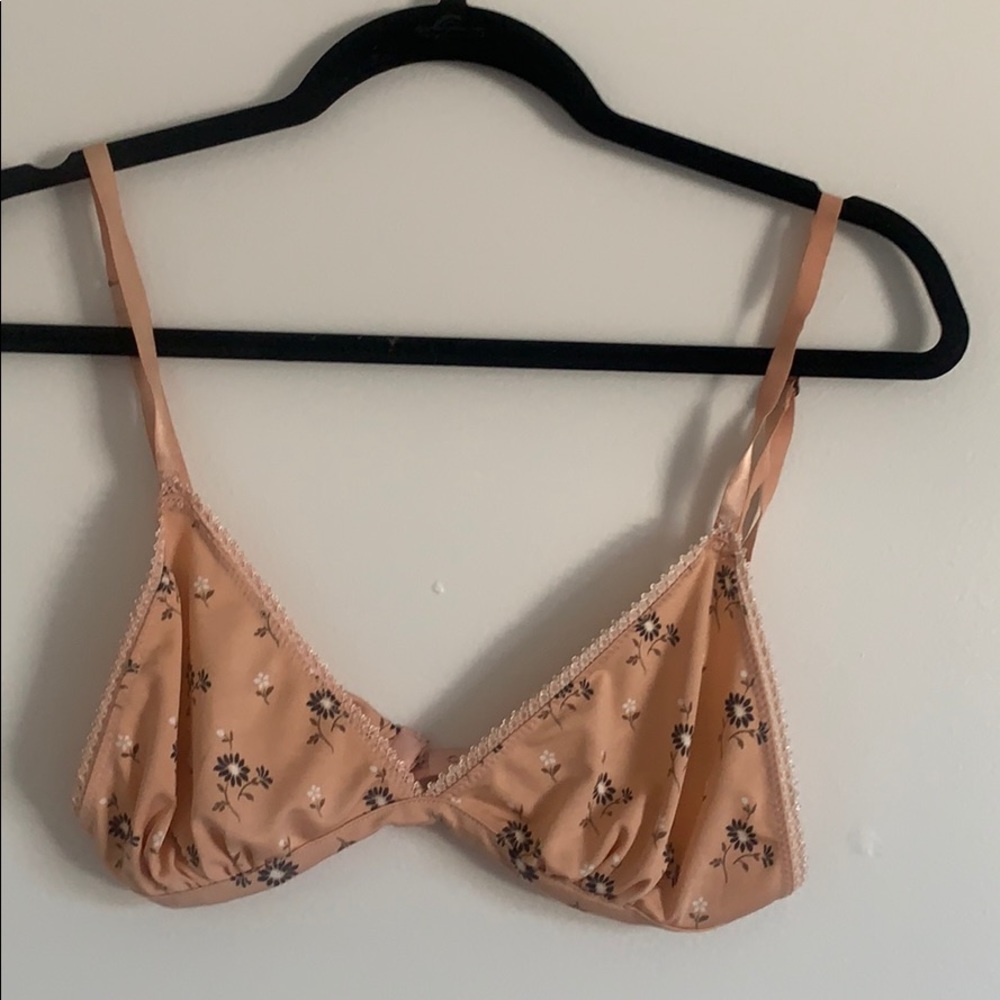 Spell bra and spell underwear NWT size large!!